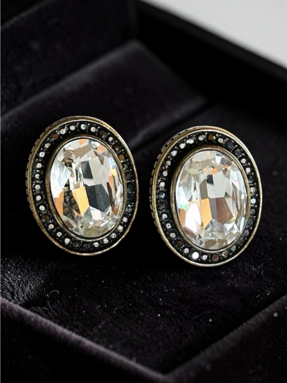 Heidi Daus “Dazzling Delight” Vintage Faceted Oval Crystal Post Earrings – 1”